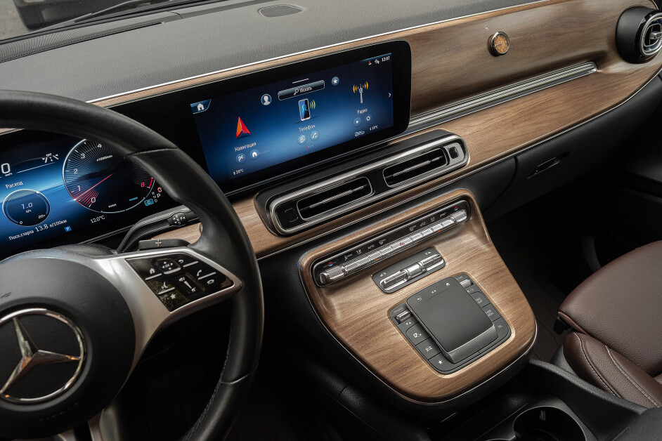Аренда Mercedes V 300 VIP в Москве