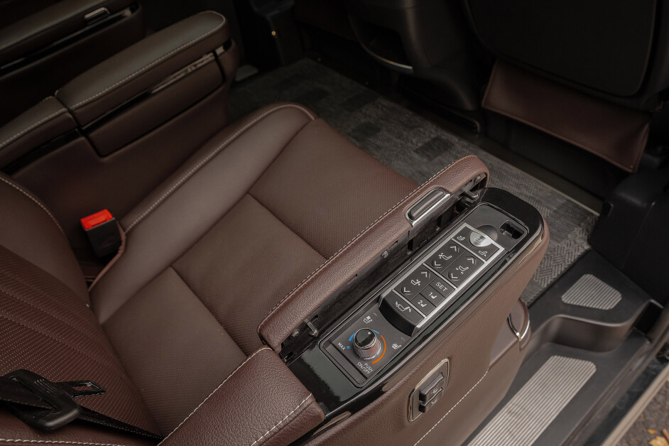 Аренда Mercedes V 300 VIP в Москве