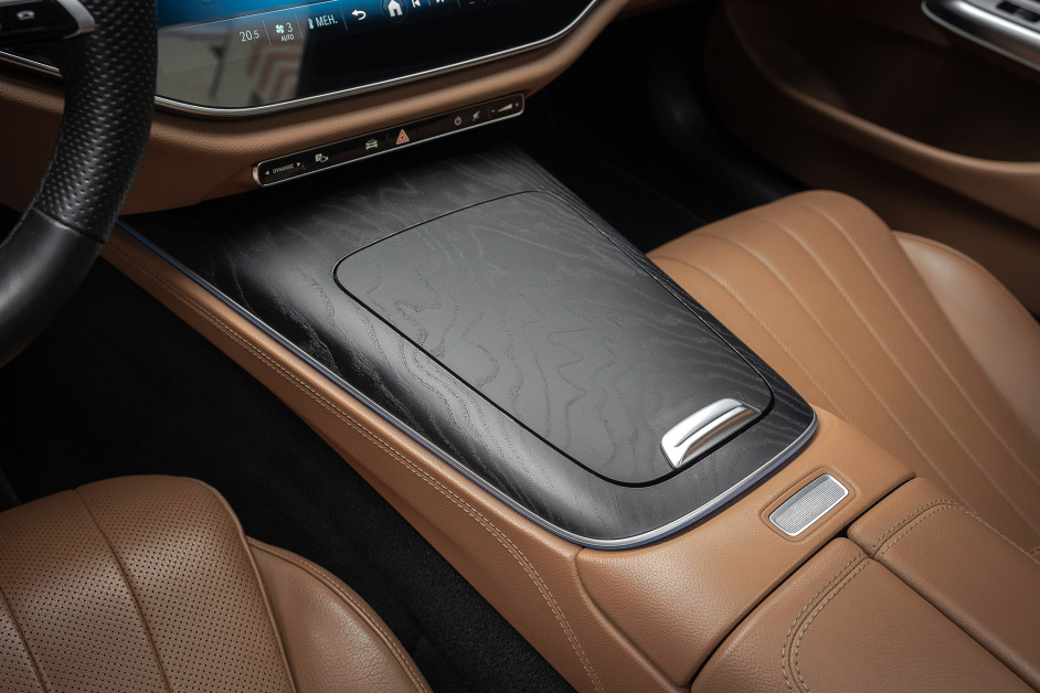 Аренда Mercedes E300 в Москве