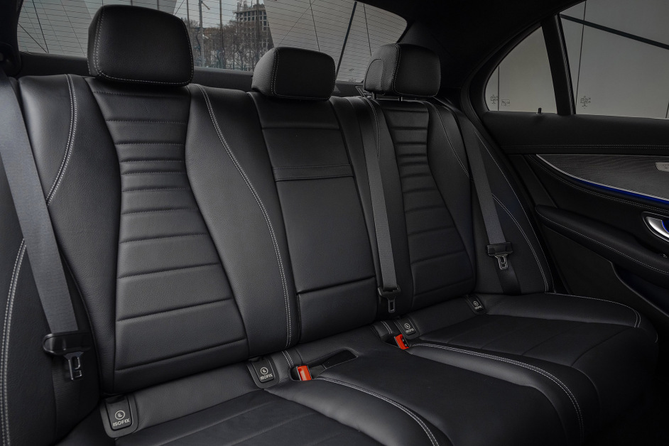 Аренда Mercedes E350 4matic в Москве