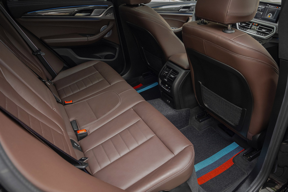 Аренда BMW X3 M40i xDrive в Москве