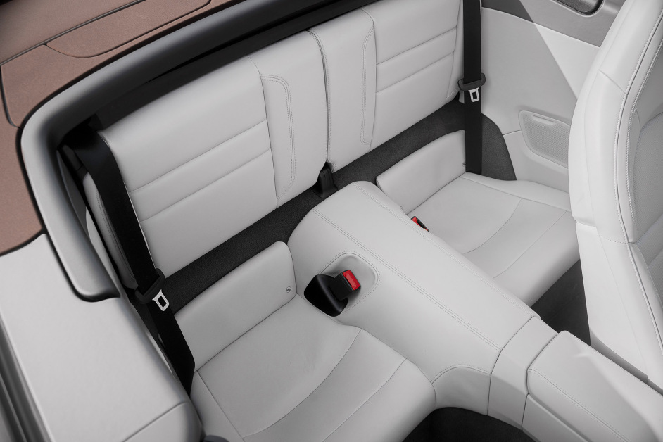 Аренда Porsche Carrera 4S в Сочи