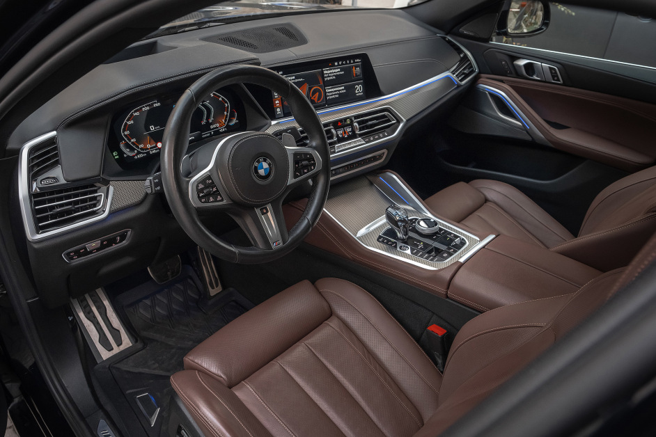 Аренда BMW X6 40i xDrive в Москве