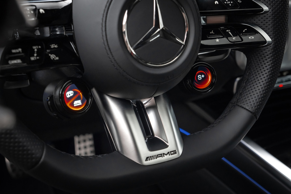 Аренда Mercedes G63 AMG rest. в Москве