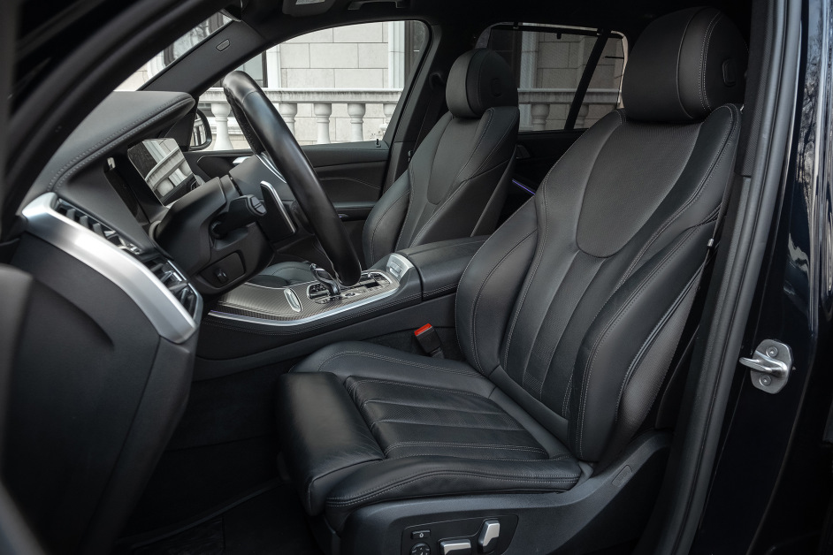 Аренда BMW X5 30d в Москве