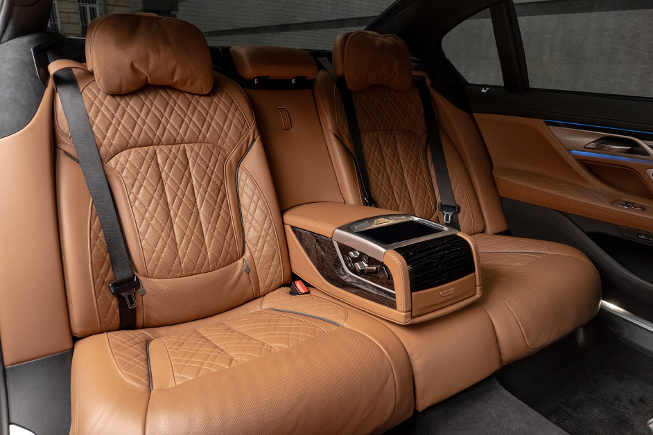 Аренда BMW 730Ld xDrive в Москве