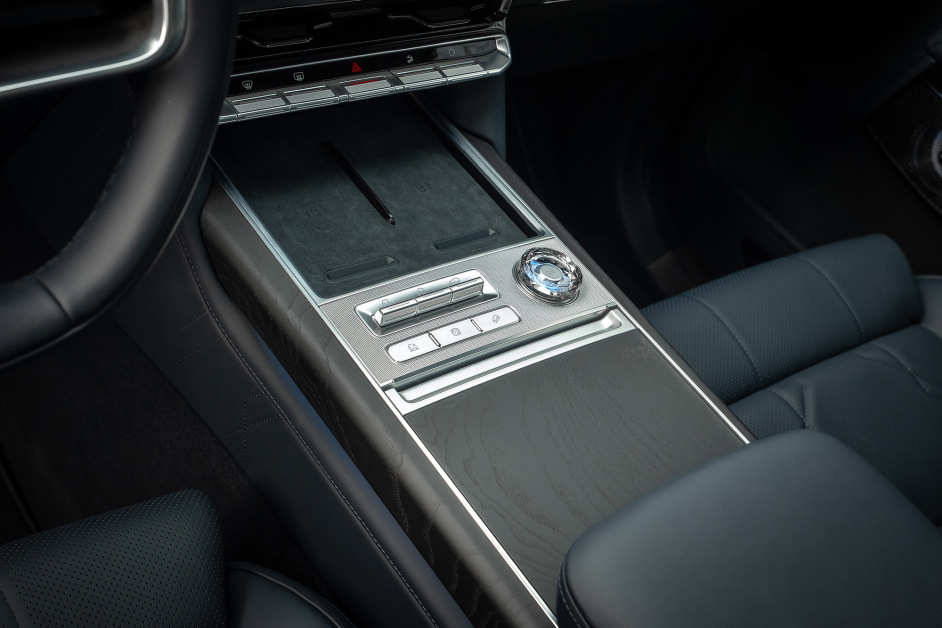 Аренда Zeekr 9x max в Москве