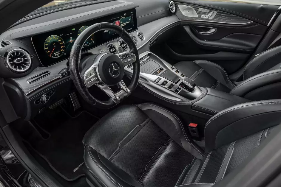 Mercedes AMG GT 43
