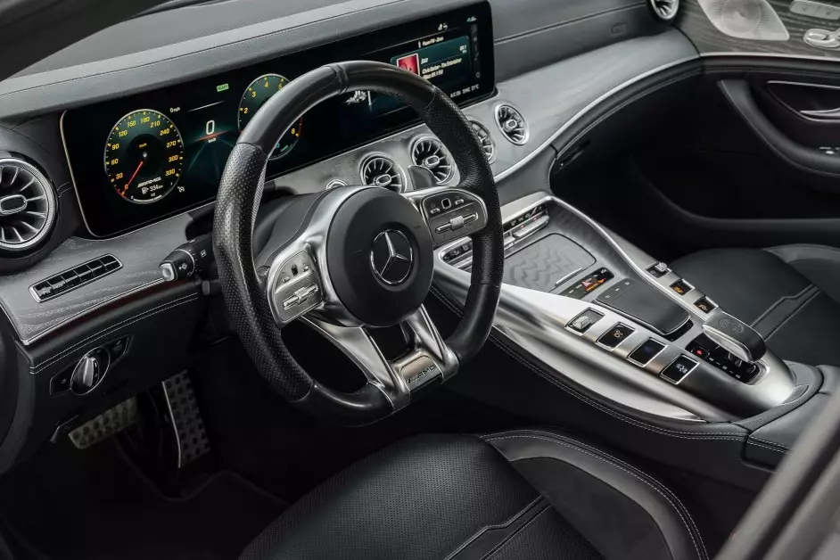 Mercedes AMG GT 43