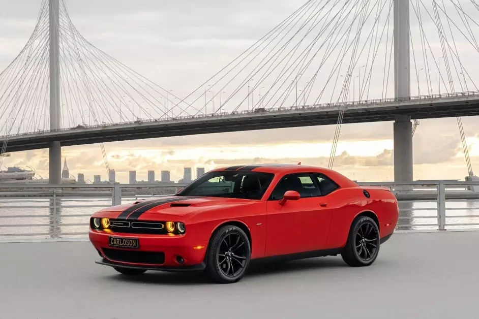Dodge Challenger