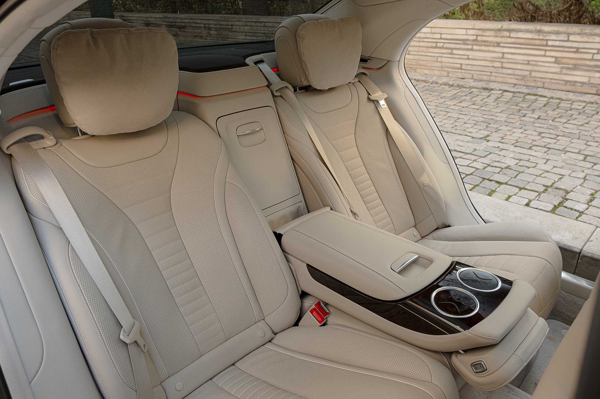Mercedes S450