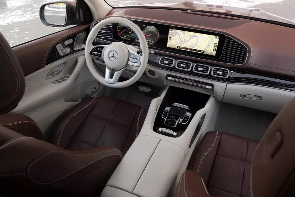 Mercedes GLS600 Maybach