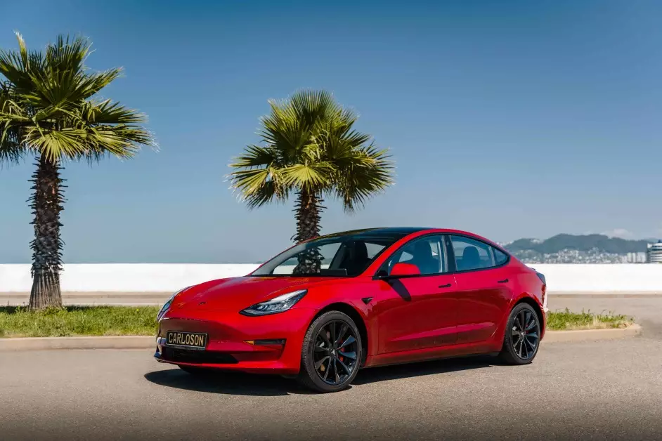 Tesla Model 3