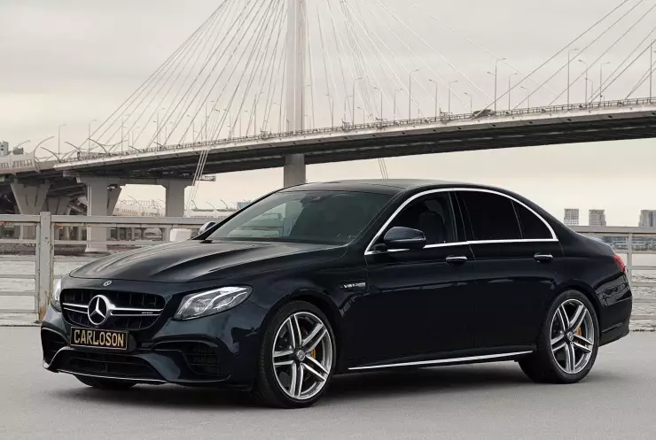 Mercedes E63 S AMG