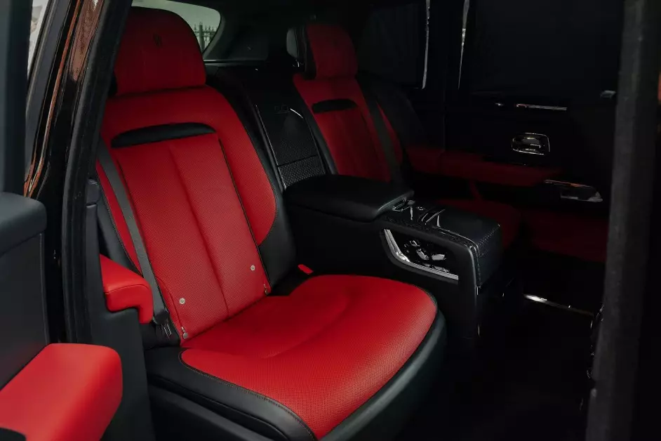 Rolls Royce Cullinan Black Badge