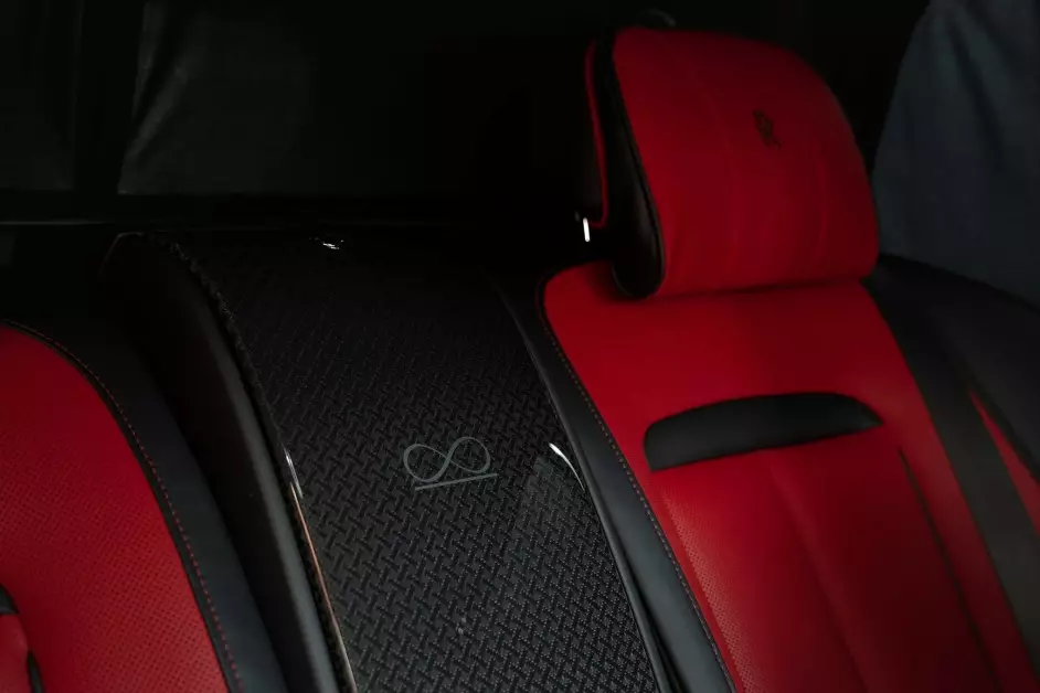 Rolls Royce Cullinan Black Badge