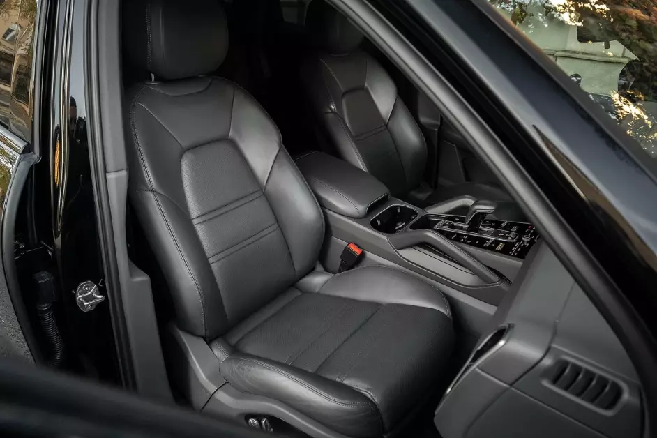 Porsche Cayenne NEW