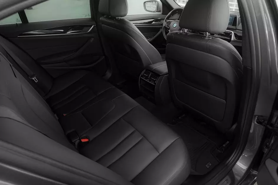 BMW 520i