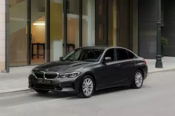 BMW 320i
