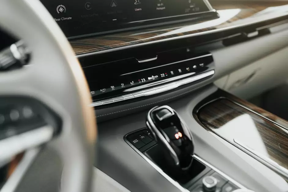 Cadillac Escalade ESV
