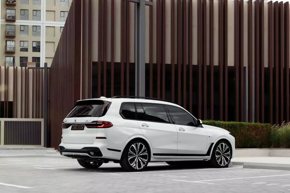 BMW X7 40i