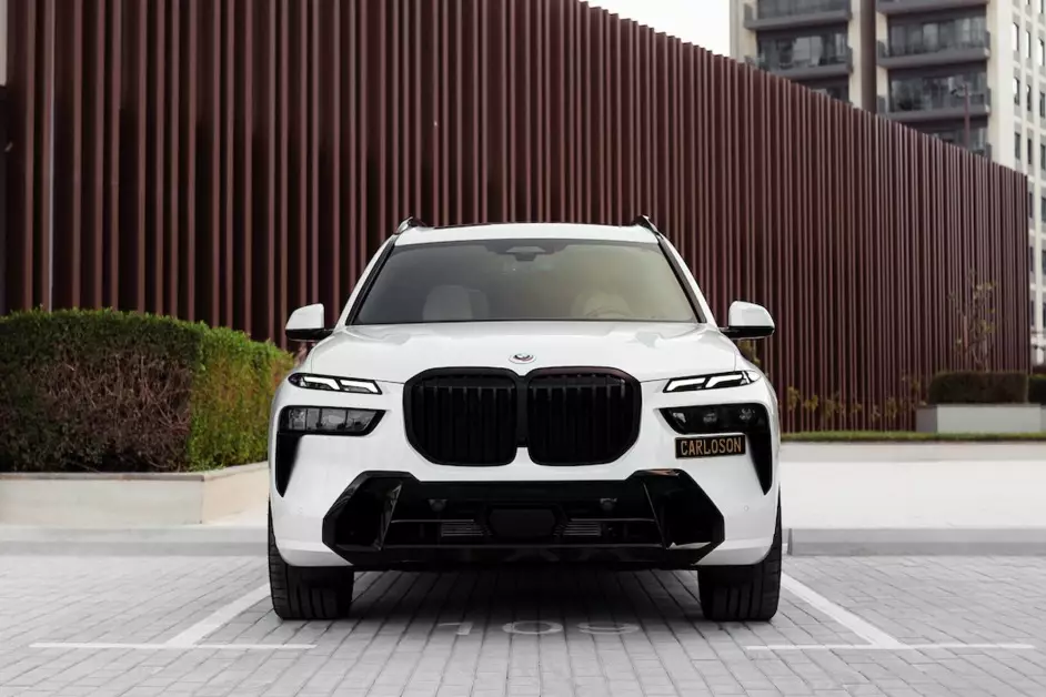 BMW X7 40i