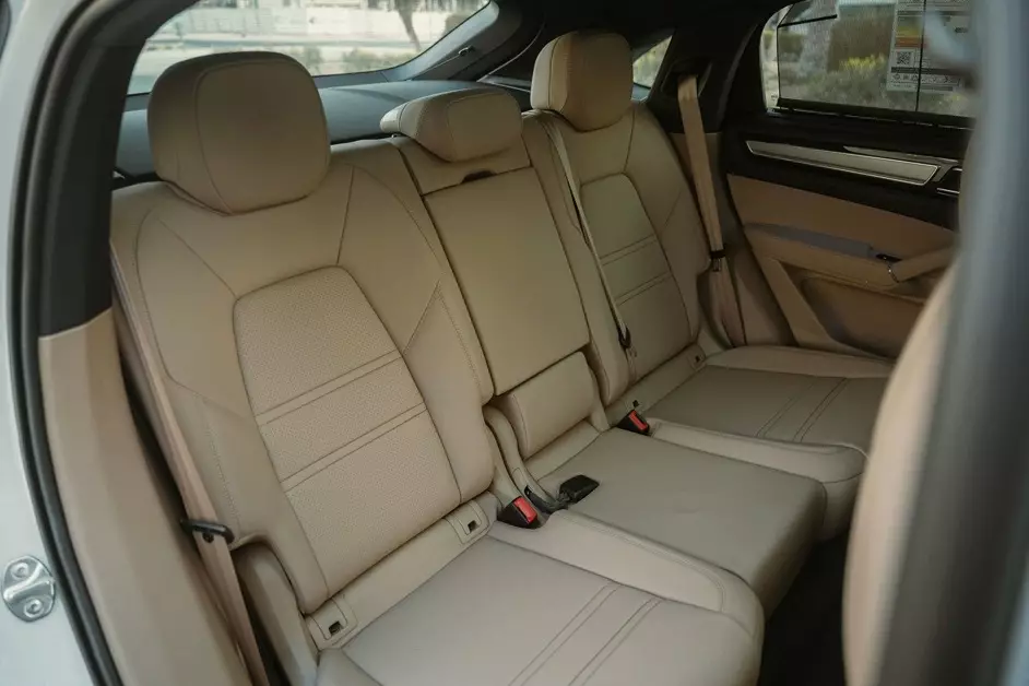 Porsche Cayenne Coupe