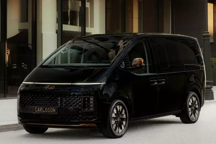 Hyundai Staria
