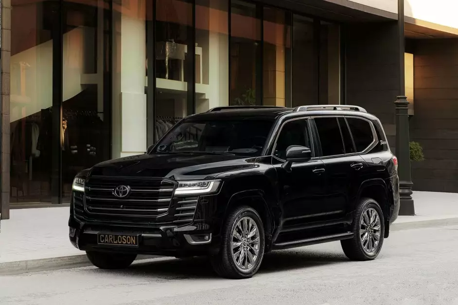 Toyota Land Cruiser 300