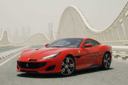 Аренда Ferrari Portofino в Дубае