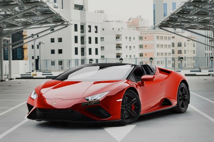 Аренда Lamborghini Huracan Evo Spyder в Дубае
