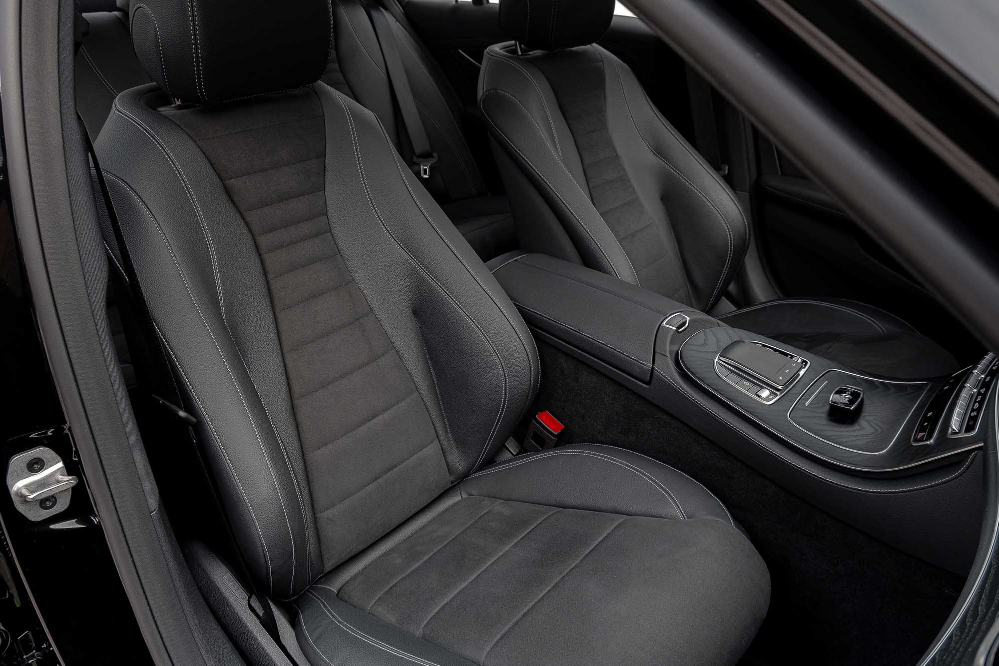 Mercedes E200
