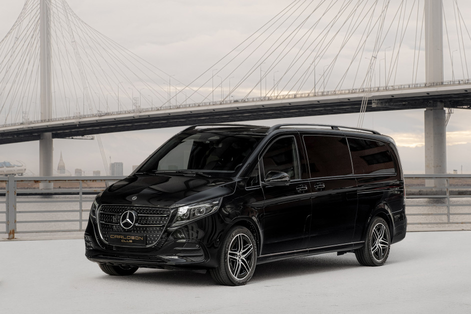 Аренда Mercedes V300d 4Matic в Санкт-Петербурге