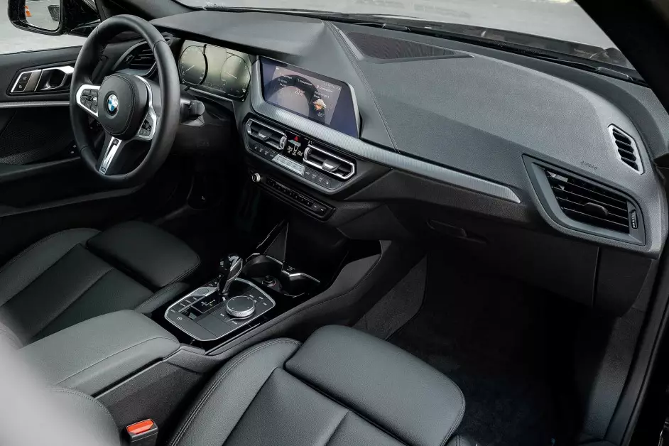 BMW 218 M-SPORT