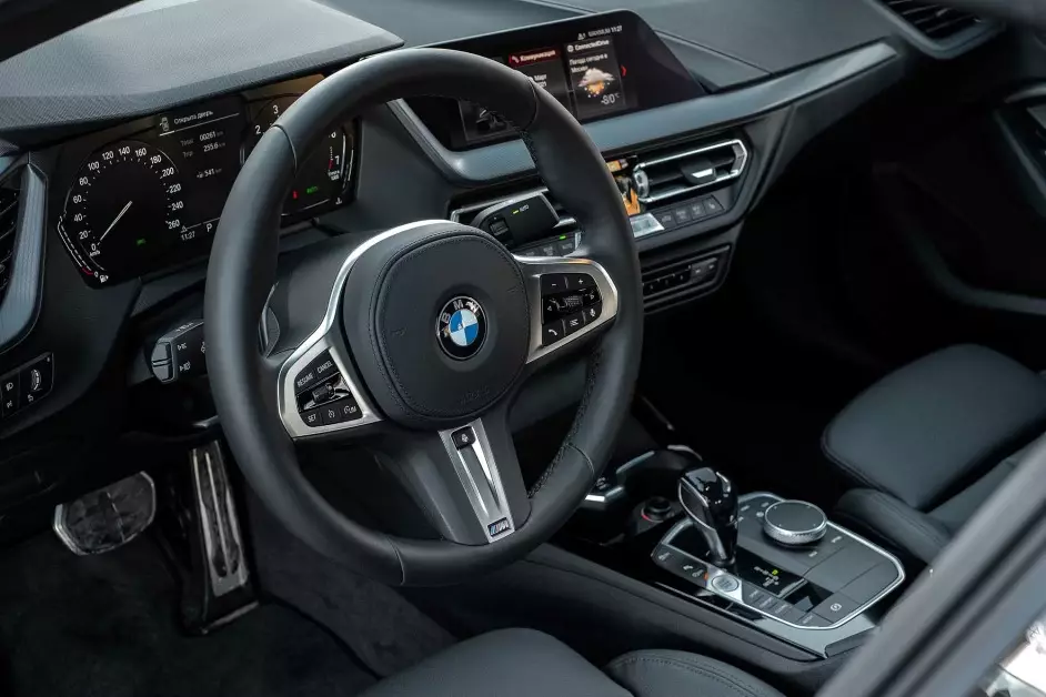 BMW 218 M-SPORT