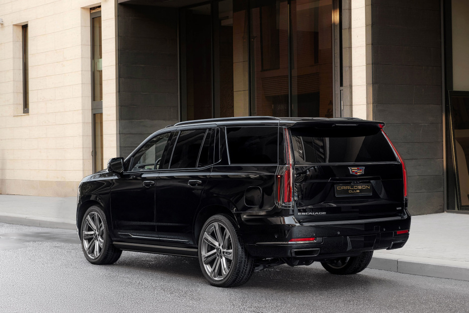 Аренда Cadillac Escalade rest. в Москве