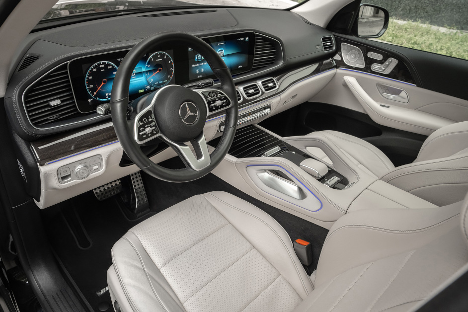 Аренда Mercedes GLS 450 в Москве