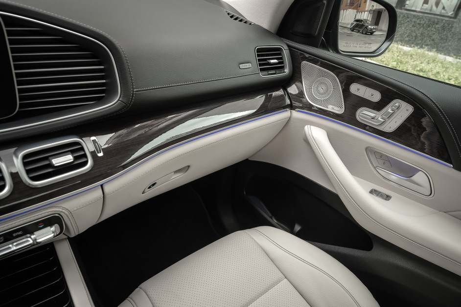 Аренда Mercedes GLS 450 в Москве