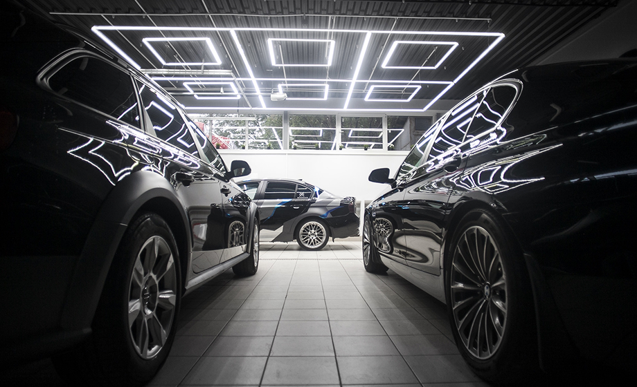 AMG Garage